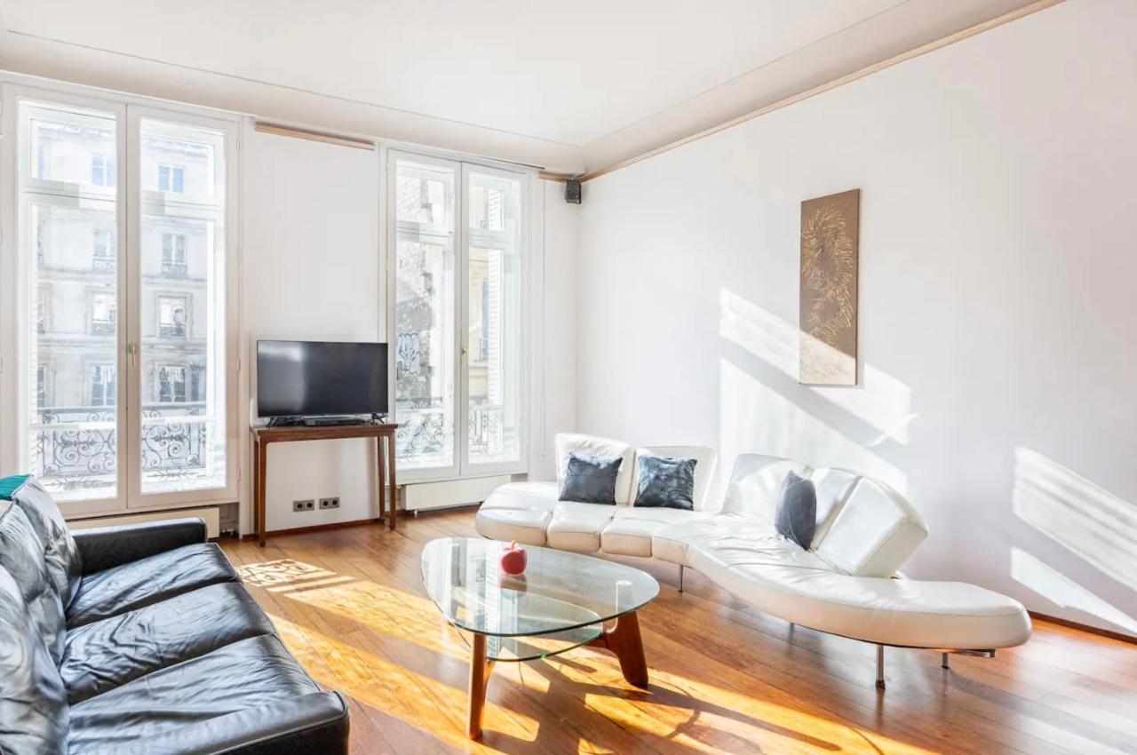 Chic Parisian Flat Apartment Exterior photo